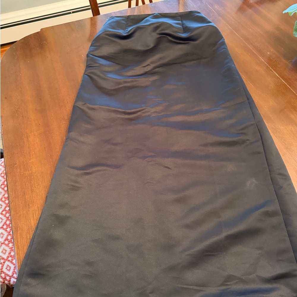 Sisley Satin Black skirt